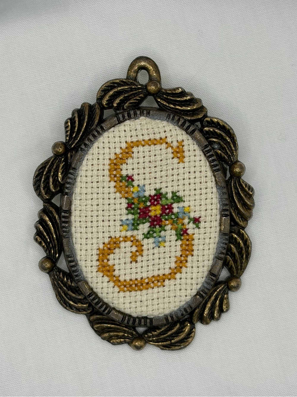 Vintage Creative Circle Cross Stitch Letter S Brooch Pendant Cottagecore Floral